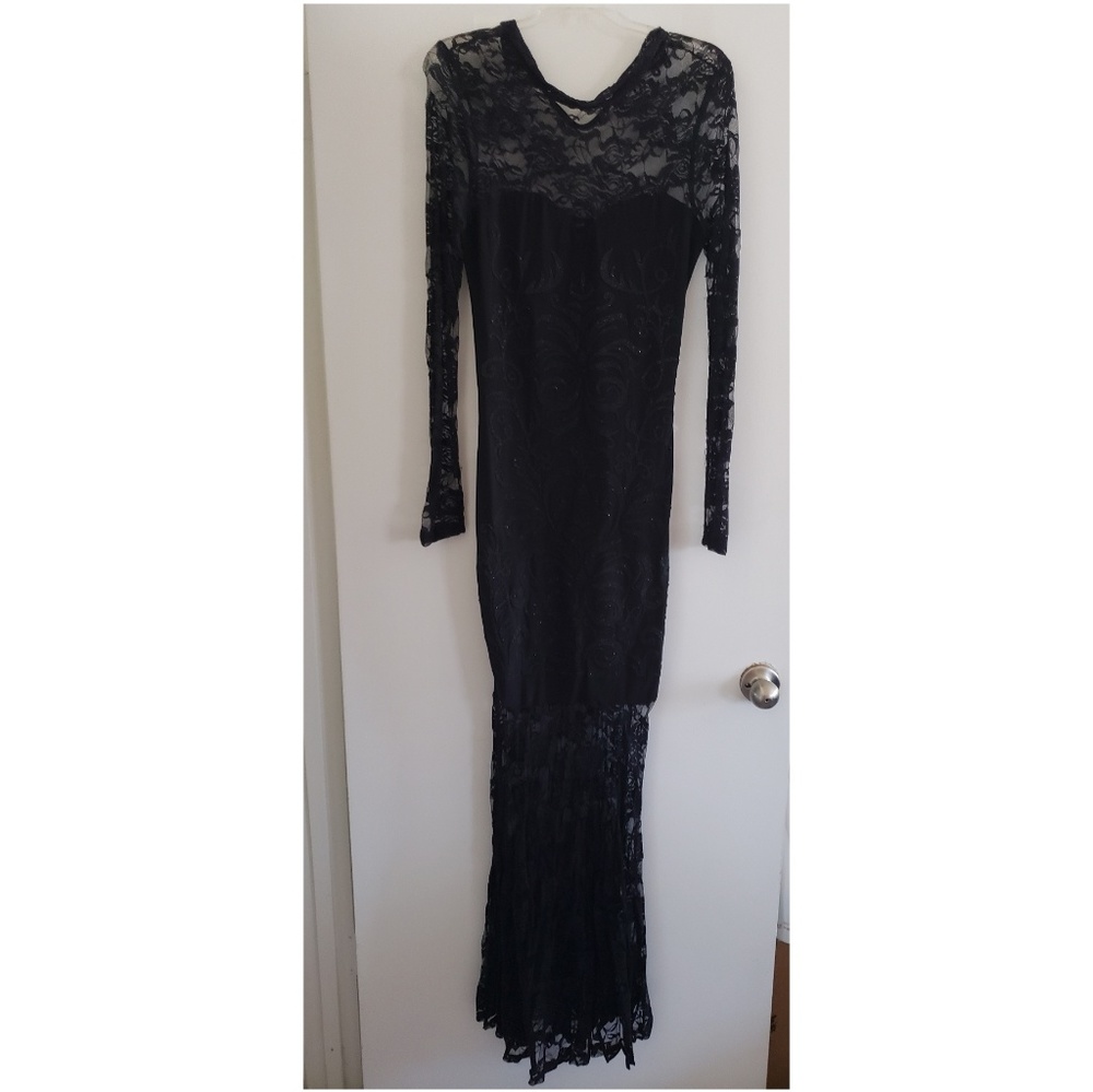 Lace black dress